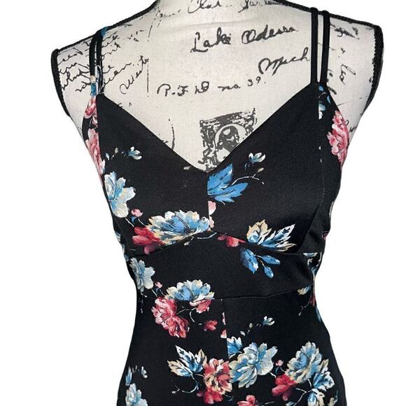 Active USA black flower maxi romper jumpsuit medium - Picture 2 of 7